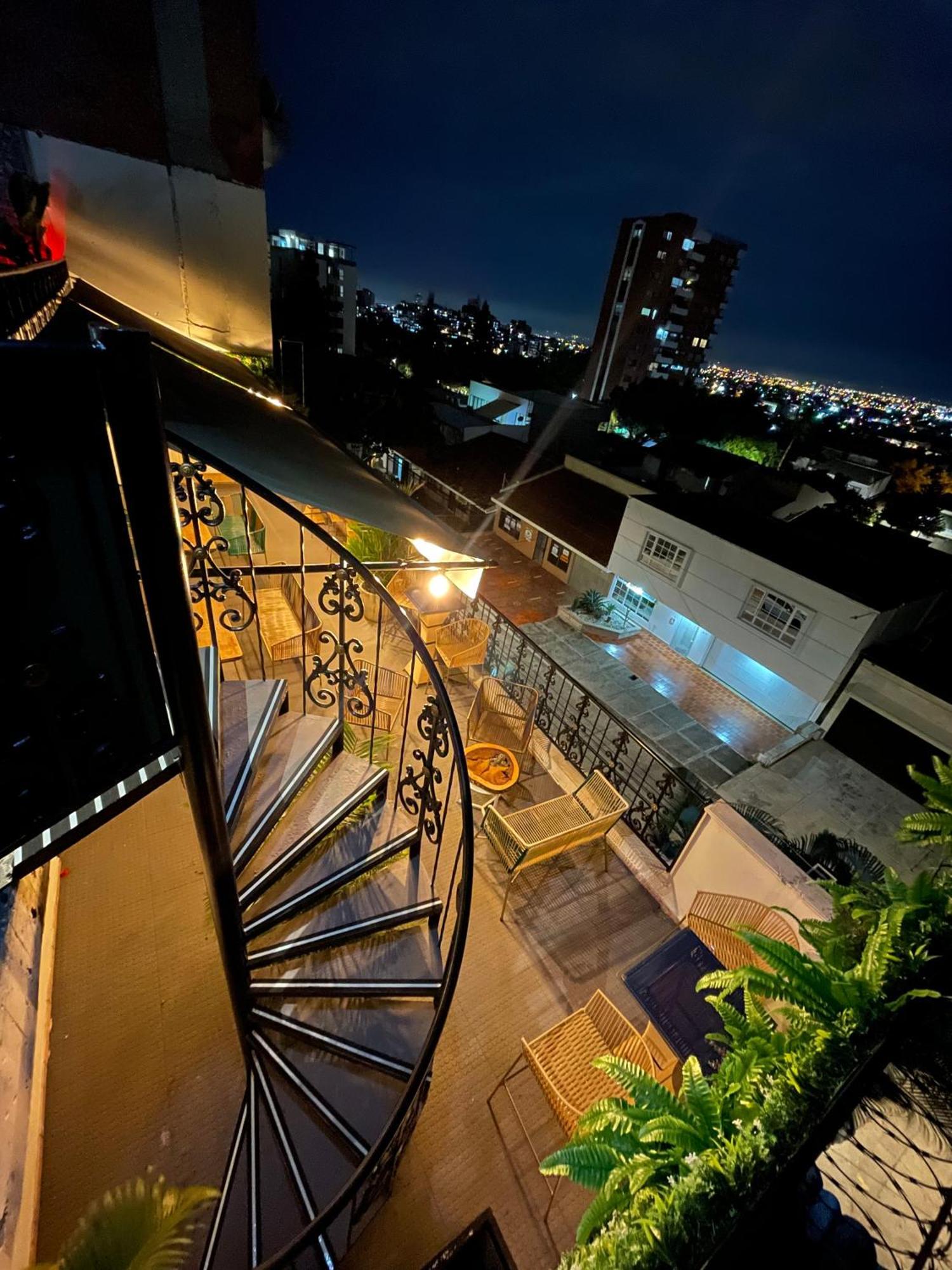The View Hostel & Lounge 칼리 외부 사진