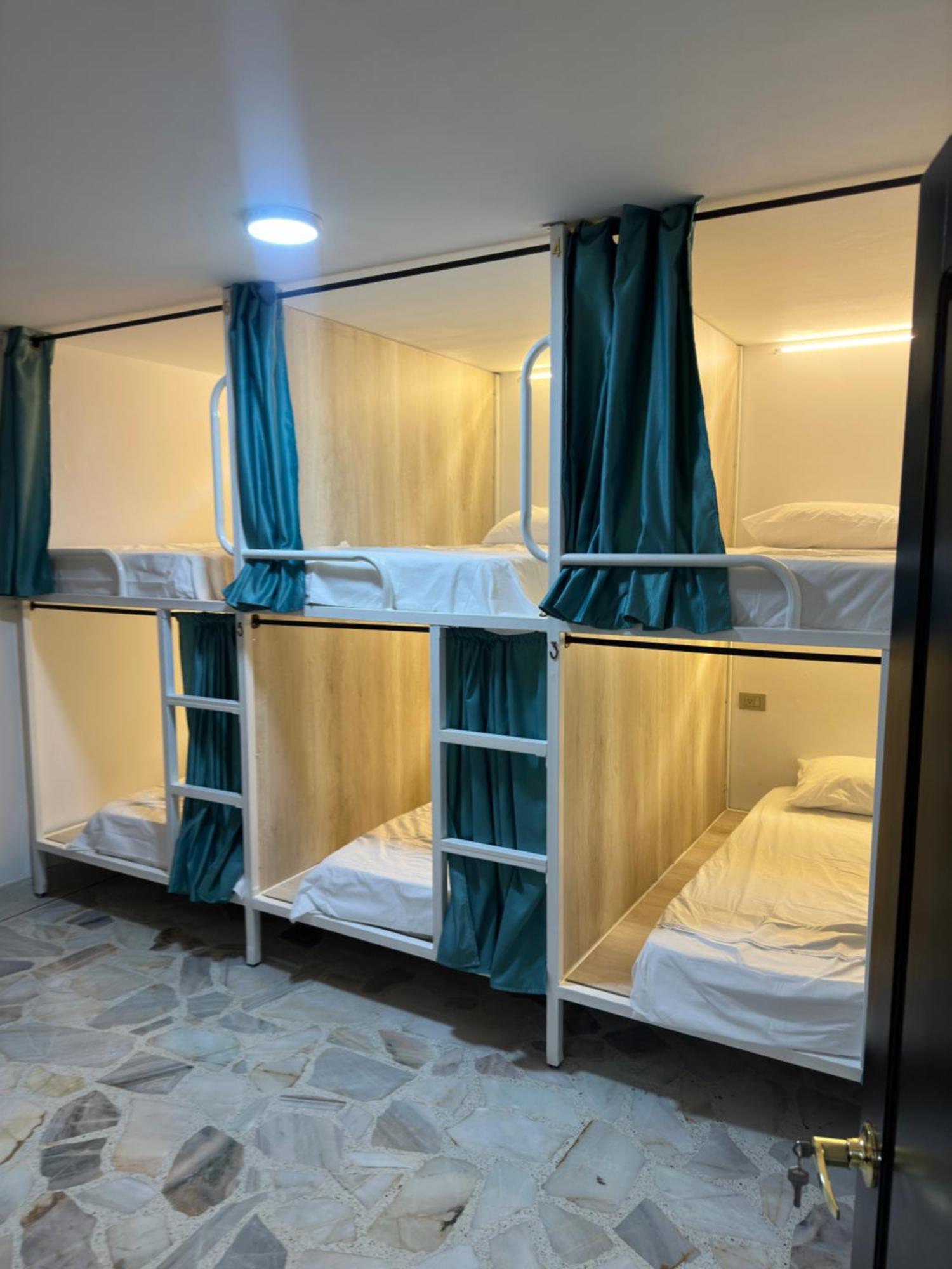 The View Hostel & Lounge 칼리 객실 사진