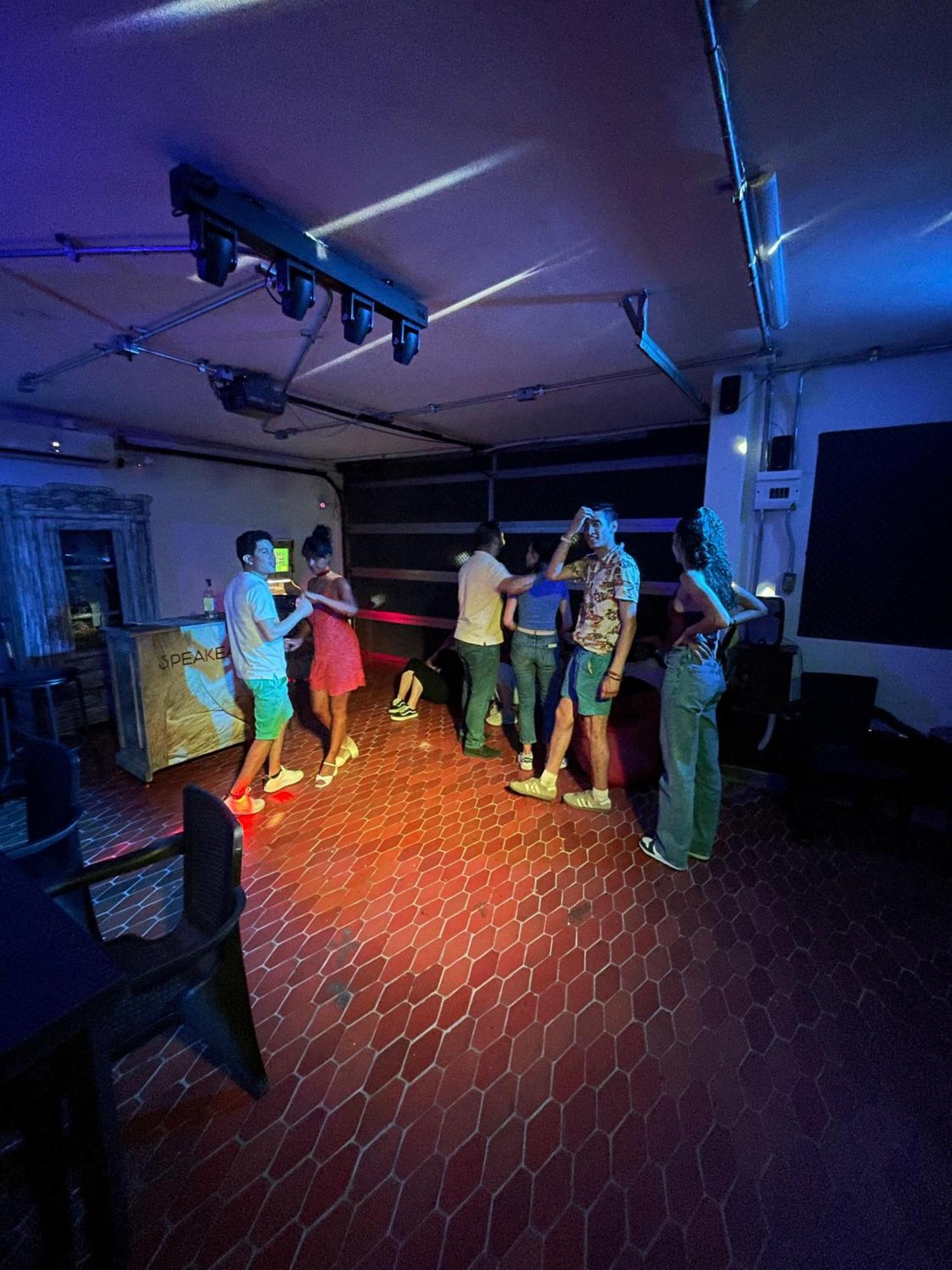 The View Hostel & Lounge 칼리 외부 사진